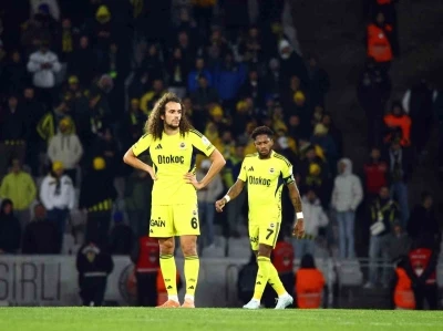 Fenerbah&ccedil;e, ligde 4 haftada 7 puan kaybetti
