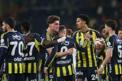 Fenerbah&ccedil;e, sezonu 74 puanda tamamladı
