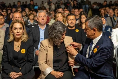 Ferdi Zeyrek’in adı eşi ve kızının öncülüğünde kurulan vakıfta yaşayacak
