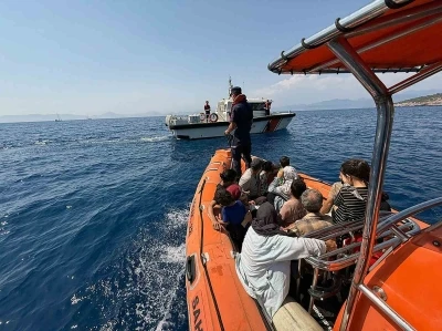 Fethiye’de 37 düzensiz göçmen kurtarıldı
