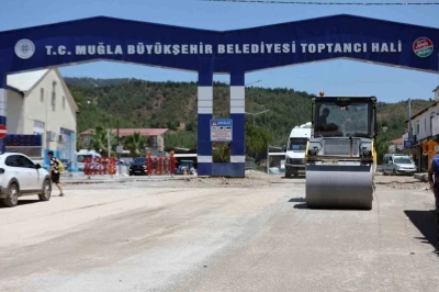Fethiye toptancı hal b&ouml;lgesinde yollar yenileniyor

