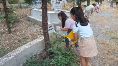 Fidanlara &quot;Alfa&quot; dokunuşu: Gönüllü çocuklardan anlamlı çalışma
