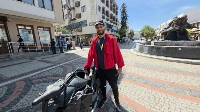Filistin i&ccedil;in pedal &ccedil;eviriyor: Berlin&rsquo;den Tokyo&rsquo;ya uzanan yolculuk Edirne&rsquo;den ge&ccedil;ti
