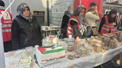 Filistin temalı pasta 6 bin TL’ye satıldı
