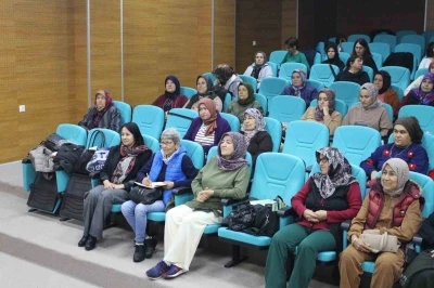 Finikeli kadınlara &lsquo;&Ccedil;evre Dostu &Ccedil;ift&ccedil;i Kart&rsquo; tanıtıldı
