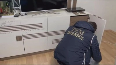 Firari FET&Ouml; h&uuml;k&uuml;ml&uuml;s&uuml; banyodaki gizli b&ouml;lmede yakalandı