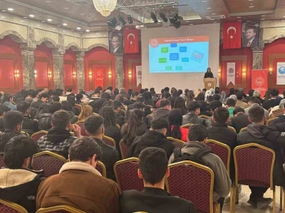 Fırat &Uuml;niversitesi &ouml;ğrencilerine kadına y&ouml;nelik şiddetle m&uuml;cadele eğitimi
