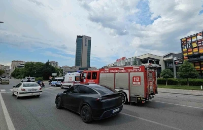 Forum Kayseri&rsquo;de &rsquo;bomba&rsquo; paniği
