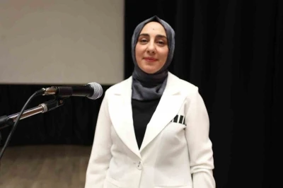 FÜ Hastanesi’nde &quot;Enfeksiyon kontrolü ve kişisel koruyucu ekipman&quot; eğitimi
