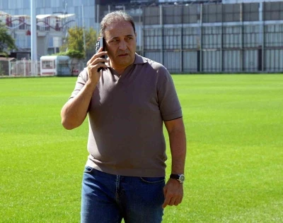 Fuat Çapa: &quot;Cumartesiden önce mutlaka bir forvet alacağız&quot;
