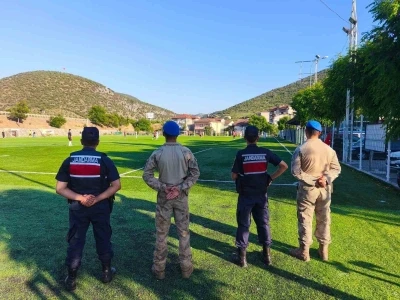Futbol m&uuml;sabakalarında jandarmadan &uuml;st d&uuml;zey tedbir
