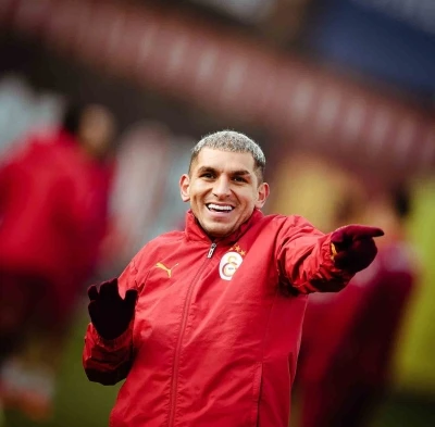 Galatasaray, Başakşehir ma&ccedil;ı hazırlıklarını tamamladı
