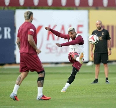 Galatasaray, Çaykur Rizespor maçı hazırlıklarını sürdürdü
