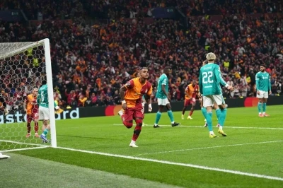 Galatasaray, &ccedil;eyrek final i&ccedil;in Liverpool deplasmanında
