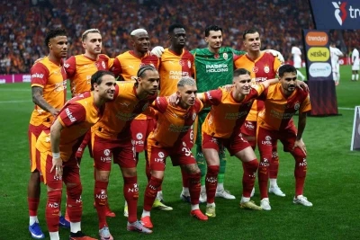 Galatasaray&rsquo;da 2 değişiklik
