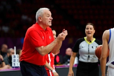 Galatasaray, Ekrem Memnun ile yollarını ayırdı
