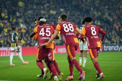 Galatasaray liderliğini korudu
