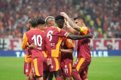 Galatasaray, milli maçlar için verilen araya kayıpsız girdi
