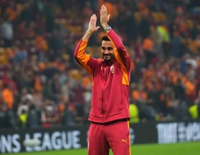 Galatasaray: &quot;İlkay Gündoğan’ın sağ arka adalesinde orta düzeyde strain tespit edildi&quot;

