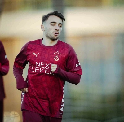 Galatasaray, RAMS Başakşehir ma&ccedil;ı hazırlıklarını tamamladı
