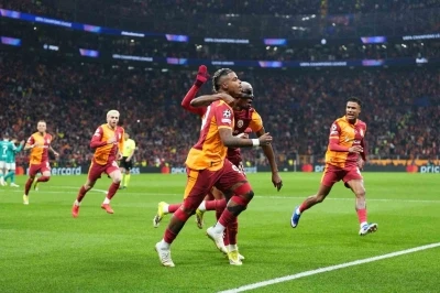 Galatasaray r&ouml;vanşa 1-0&rsquo;lık avantajla gidecek
