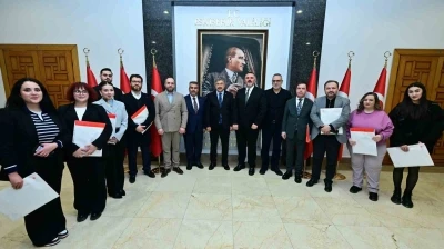 Gazeteciler basın kartlarını Vali Yılmaz&rsquo;dan aldı
