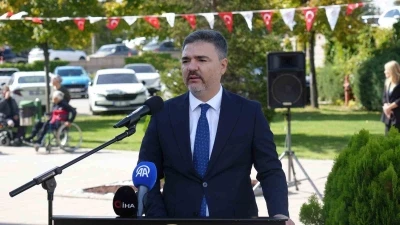Gazi Akbaş: &quot;Gazi olmak, bayrağın dalgalanması uğruna ömründen ömür vermektir&quot;
