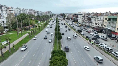 Gazi Bulvarı&rsquo;nda trafik akışını rahatlatmak i&ccedil;in &ccedil;alışma başlatıldı

