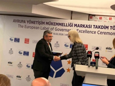 Gaziantep B&uuml;y&uuml;kşehir&rsquo;e Avrupa&rsquo;dan y&ouml;netişim &ouml;d&uuml;l&uuml;
