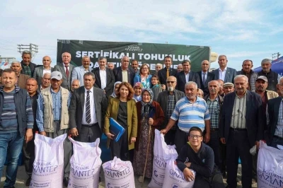 Gaziantep B&uuml;y&uuml;kşehir ile Nurdağı ve İslahiye yeniden ayağa kalkıyor
