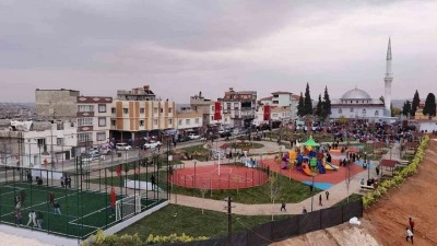 Gaziantep Büyükşehir tarafından yapılan Mithat Paşa Parkı açıldı
