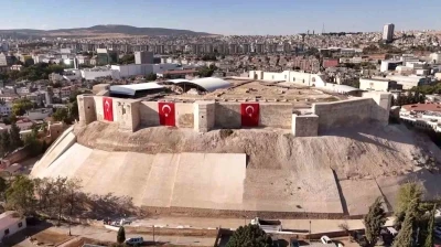 Gaziantep esnafı dört gözle kalenin ziyarete açılmasını bekliyor

