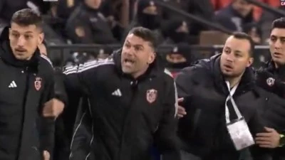 Gaziantep FK&ndash;Kocaelispor Ma&ccedil;ında Kart Fırtınası: Burak Yılmaz Trib&uuml;ne G&ouml;nderildi. Ma&ccedil; sonucu Gaziantep FK 1 Kocaelispor 0