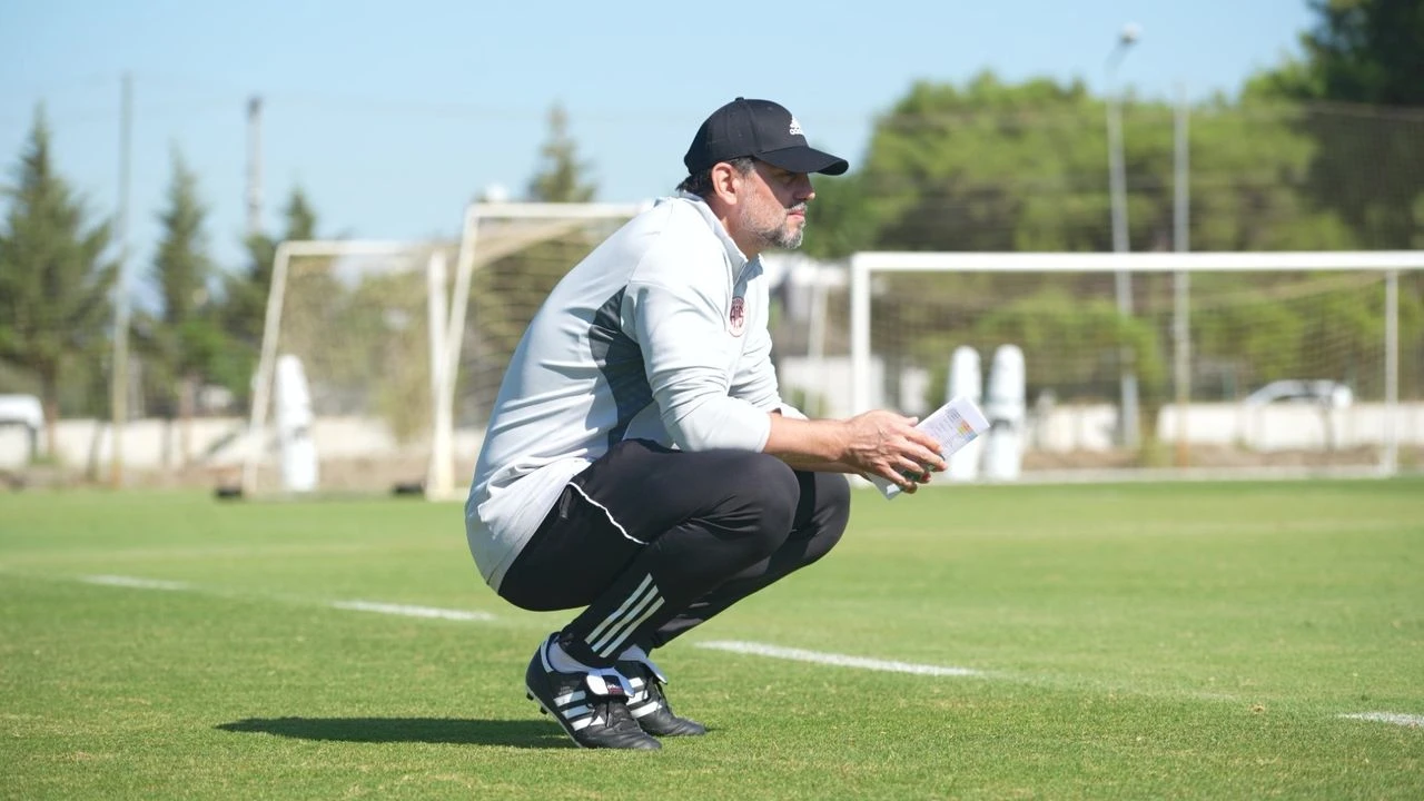 Gaziantep FK’nın eski hocası Erol Bulut, ilk maçında Gaziantep’e konuk oluyor!