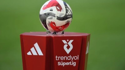 Gaziantep FK-Samsunspor ve Eyüpspor-Göztepe maçlarının heyecanı burada! Canlı takip...