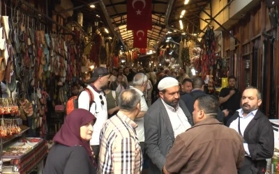 Gaziantep&rsquo;in tarihi &ccedil;arşılarında bayram yoğunluğu
