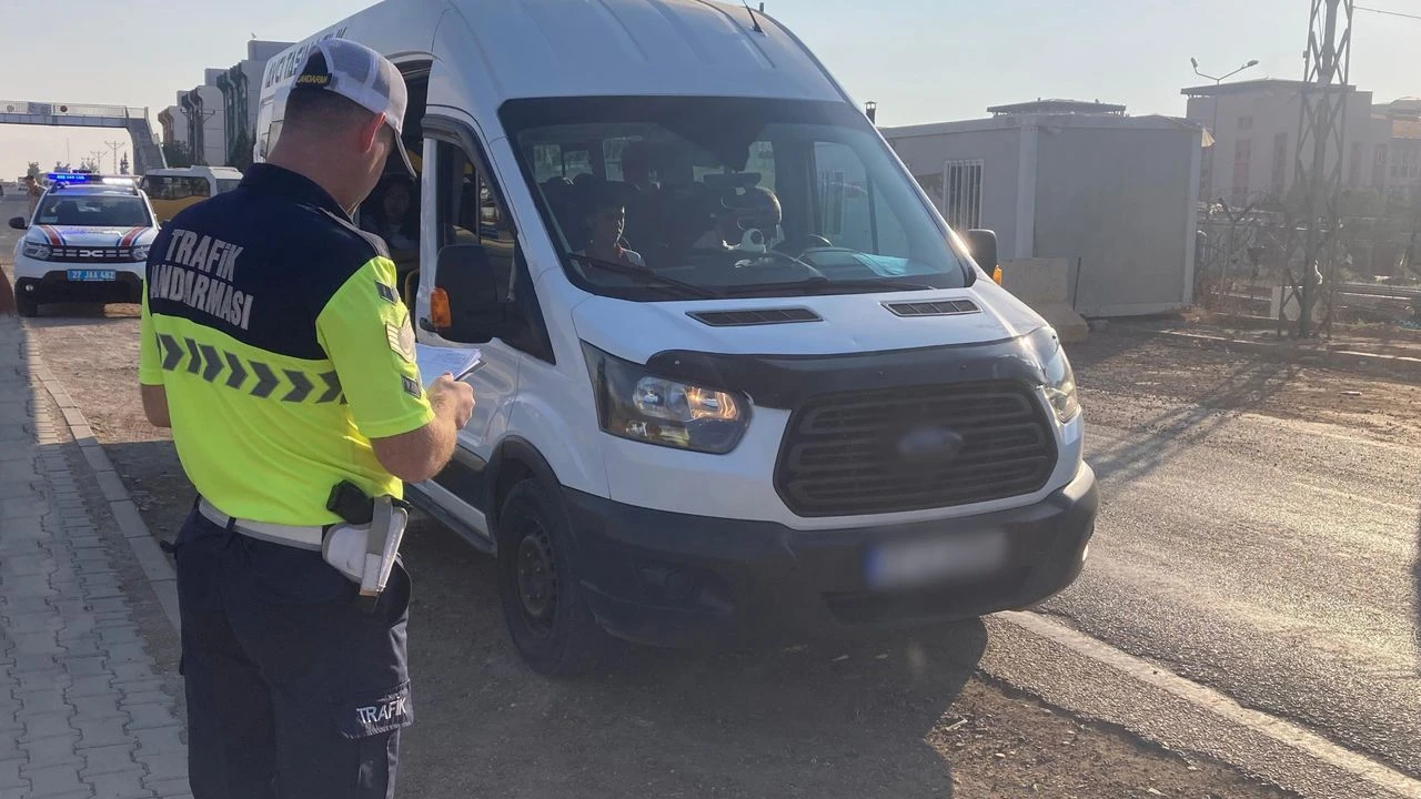 Gaziantep Jandarmasından okul çevrelerinde şok uygulama! 