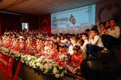 Gaziantep Kolej Vakfı&rsquo;nda 25 Aralık Coşkusu