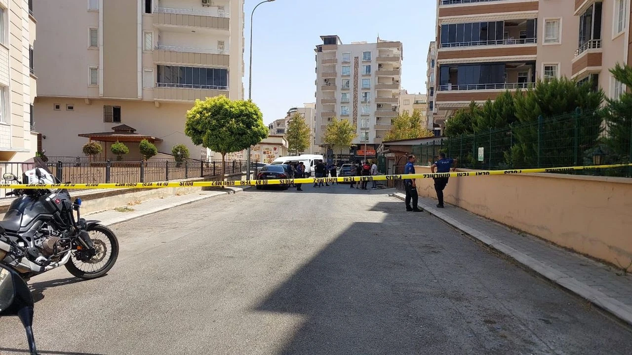 Gaziantep Nizip’te Otopark Tartışması Kanlı Bitti: Silahlar Çekildi, 2 Yaralı