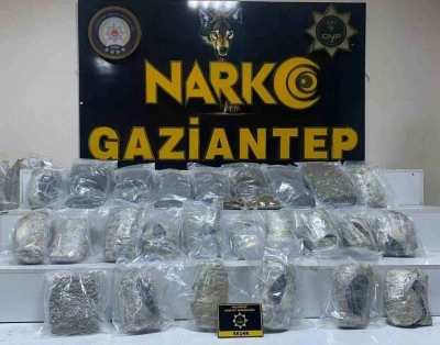 Gaziantep’te 13 kilo skunk ele geçirildi