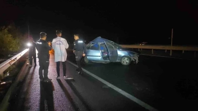 Gaziantep’te 2 otomobil çarpıştı: 1’i ağır 2 yaralı
