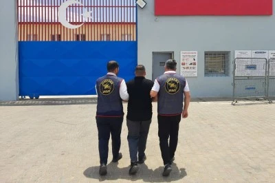 Gaziantep&rsquo;te 20 yılı aşkın hapis cezası bulunan 2 h&uuml;k&uuml;ml&uuml; yakalandı