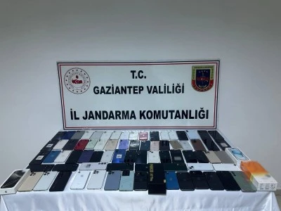 Gaziantep&rsquo;te 3 milyon liralık cep telefonu ele ge&ccedil;irildi