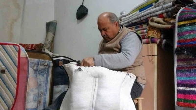 Gaziantep&rsquo;te 45 yıllık semerci ustası mesleğini yaşatmaya &ccedil;alışıyor
