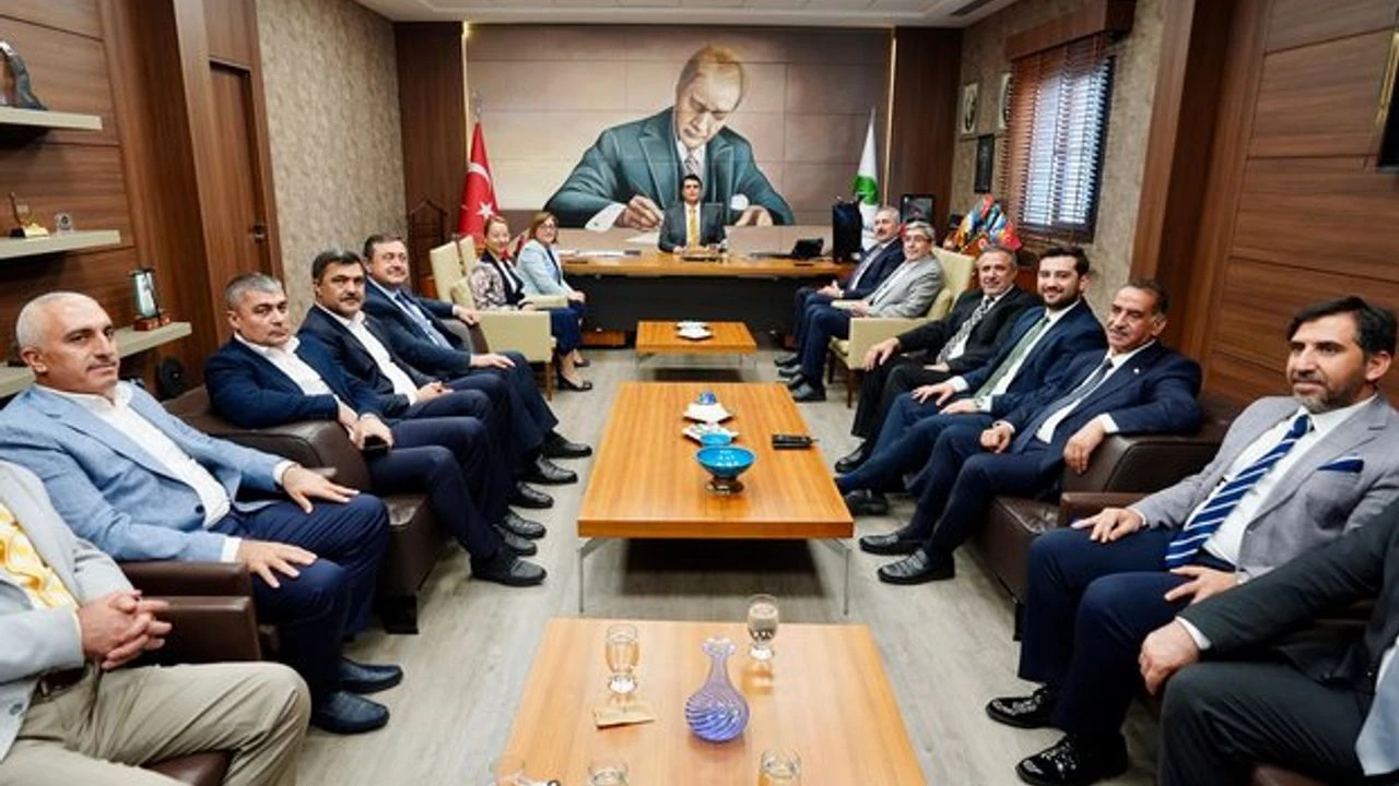 Gaziantep’te  Ak Parti’den Birlik Mesajı! 