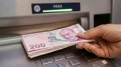 Gaziantep&rsquo;te Bankacılıkta Yeni D&ouml;nem: ATM&rsquo;ye Kartını Takanları Uyarı Mesajı Bekliyor