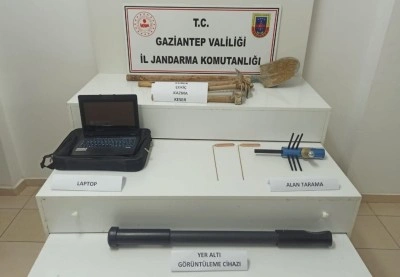 Gaziantep’te define bulmak amacıyla kaçak kazı yapan 9 şahıs suçüstü yakalandı