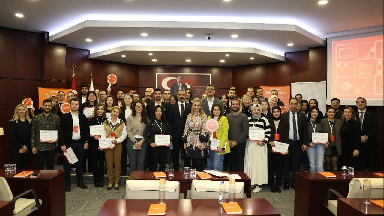 Gaziantep'te Dijital Usta&rsquo;lar sahaya iniyor