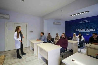 Gaziantep&rsquo;te g&ouml;rme engelli kursiyerler i&ccedil;in E-KPSS eğitim desteği