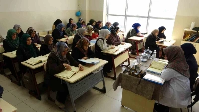 Gaziantep&rsquo;te kadınlardan mukabele geleneğine yoğun ilgi
